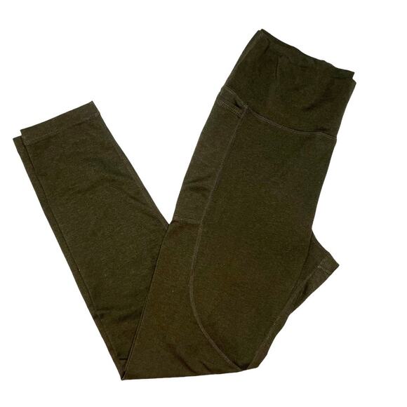 Vuori Pants - Vuori green high waisted leggings